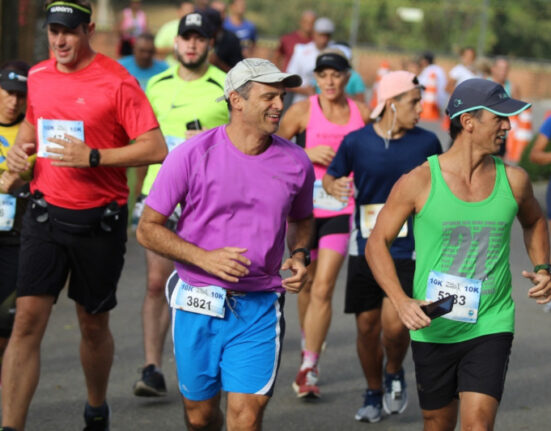 Inscrições para a segunda etapa do Circuito Curitiba de Corridas de Rua começam nesta segunda-feira.
Foto: Divulgação