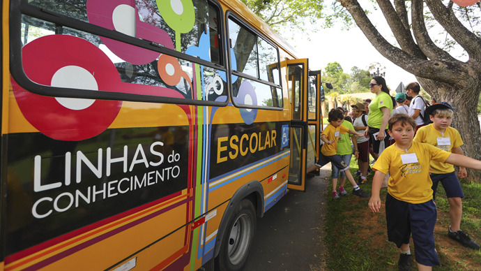 Linhas do Conhecimento leva estudantes para o Festival da Palavra de Curitiba.
Foto: Daniel Castellano/SMCS