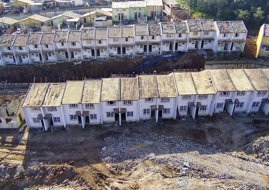 A Cohab está construindo 54 casas e sobrados na Moradias Castanheiras.
Curitiba, 11/06/2024.
Foto: Rafael Silva