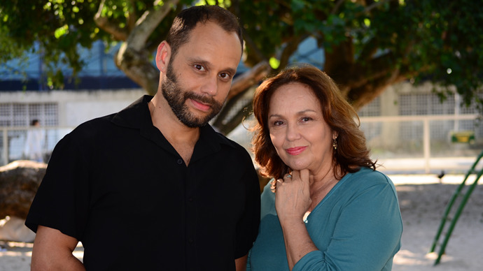 Teatro do Paiol será palco de talentos de Curitiba durante a Oficina de Inverno. Na imagem, Carlos Navas e Jane Duboc. Foto: Izabel Lucas